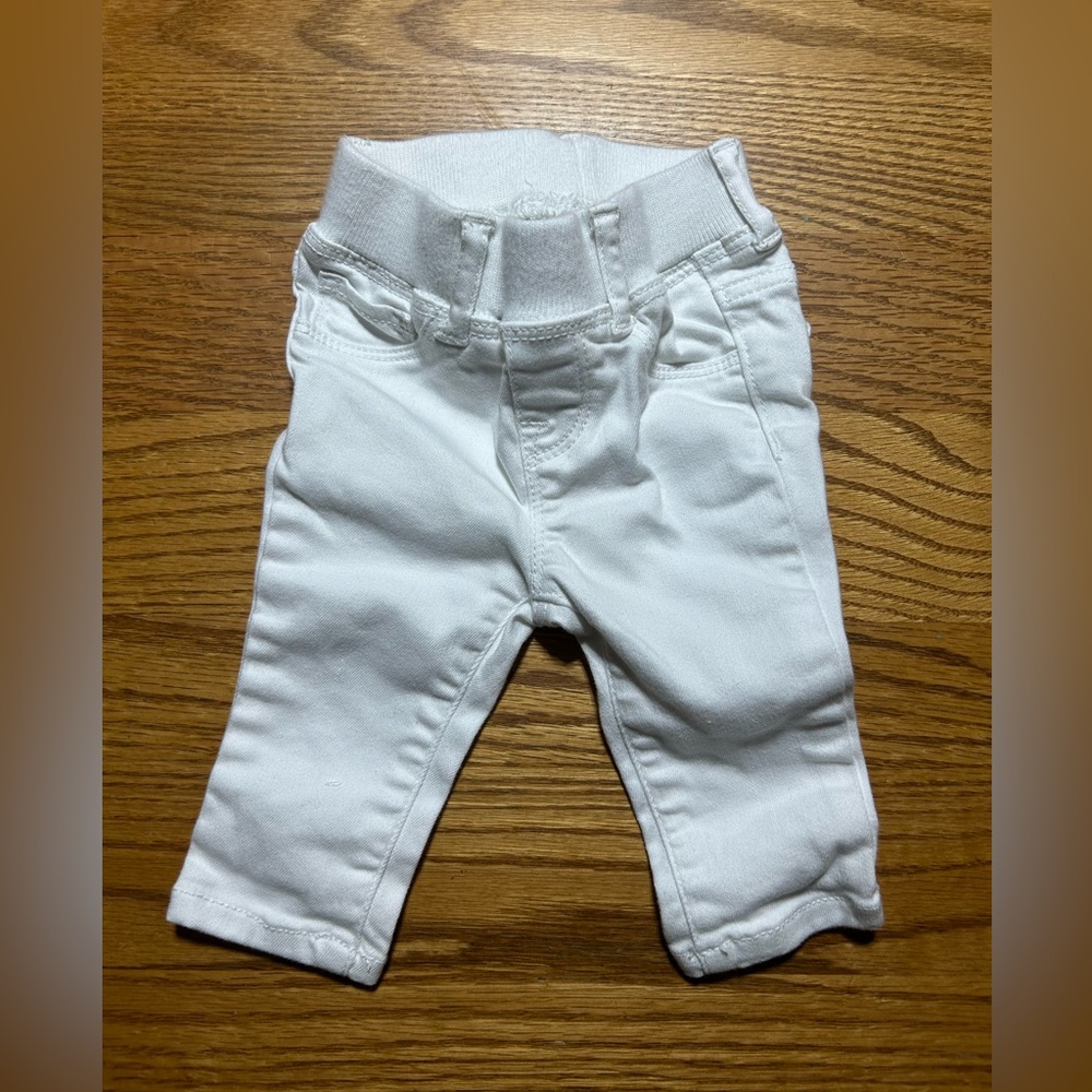 GAP White Baby Knit-Waist Legging Jeans Size 0-3 months
